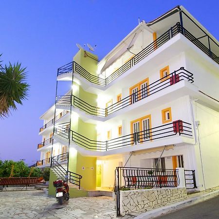 Remezzo Apartments Самі Номер фото