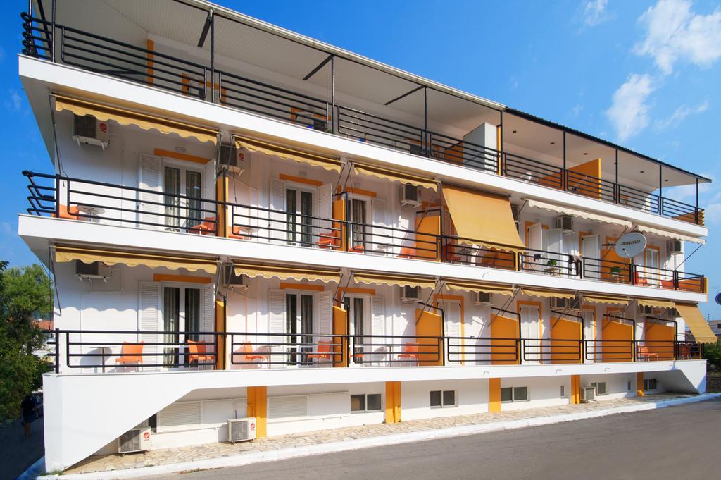 Remezzo Apartments Самі Номер фото